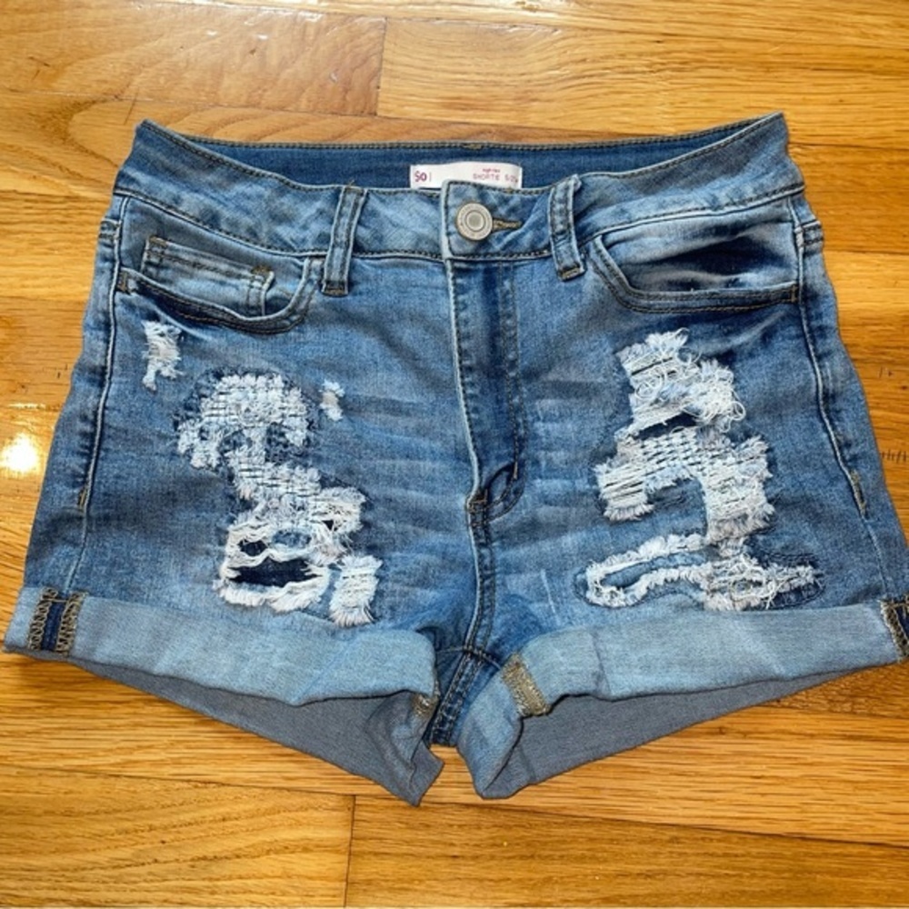 SO high waisted denim shorts size 5/27